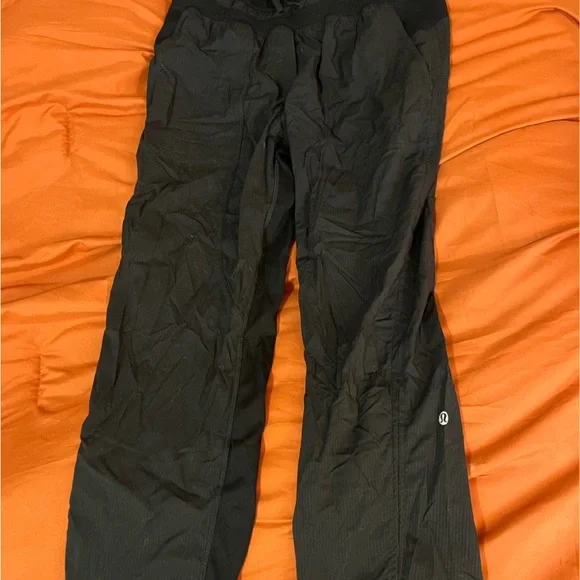 Women's Lululemon Dance Studio Midrise Black Cropped Pants - Picture 5 of 6